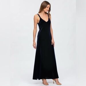 NEW NWT Pietro Brunelli Navy Velvet V-Neck Slit Maxi Gown Formal Maternity Dress